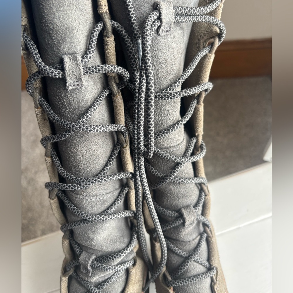 Sorel Gray and Black Lace-Up Women's Boots - Picture 4 of 9
